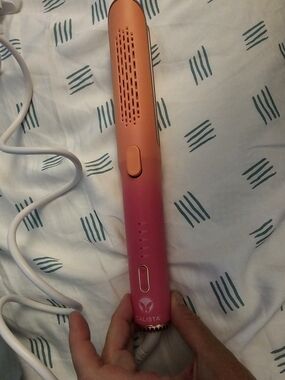 Calista Airglode multi-tasking cool breeze styler